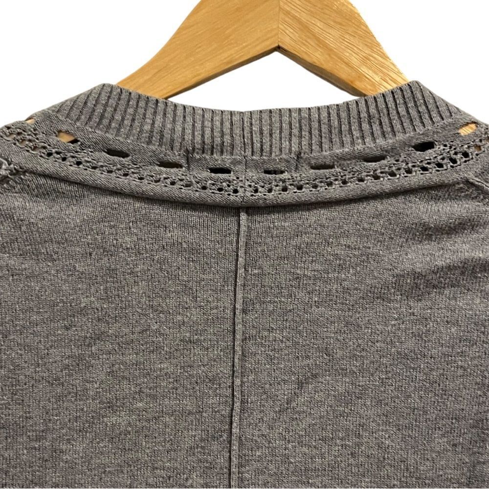 Preswick And Moore Gray Button crochet sweater size S - Picture 5 of 5